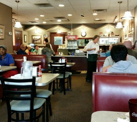 Pleasant Ridge Chili & Restaurant - Cincinnati, OH