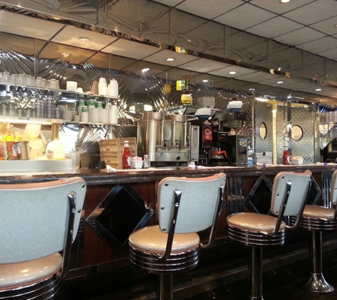 Silver Moon Diner - Middle River, MD