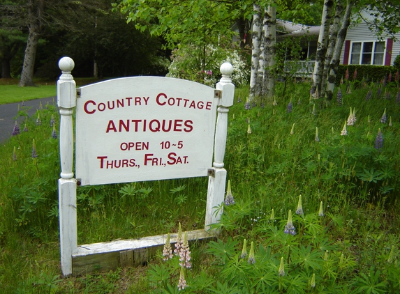 Country Cottage Antiques - Newburgh, ME