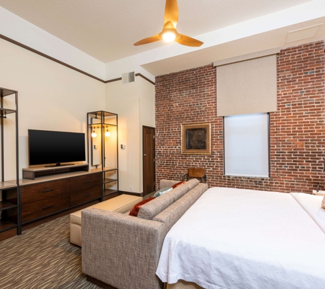 Homewood Suites by Hilton Indianapolis-Downtown - Indianapolis, IN