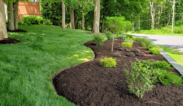 Summit Lawn Care of Queensbury - Queensbury, NY. Mulching