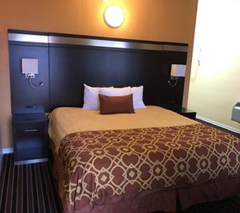 Budget Inn of America - Medford, OR