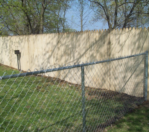 Irish Hills Fence - Jackson, MI