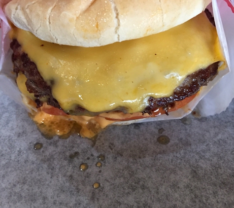 Petey's Burger - Astoria, NY