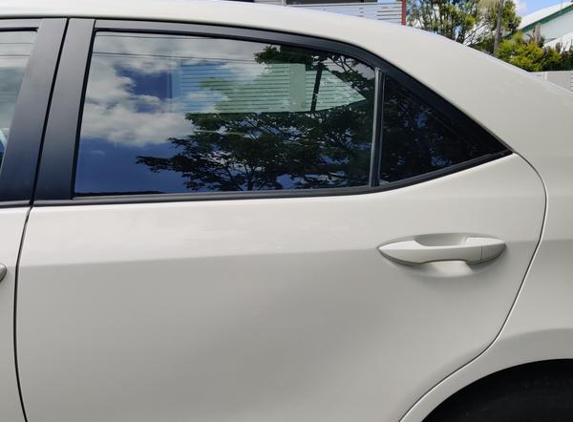 Chris Nessel Spray Painting - Moorooka, QLD. Dent repaired