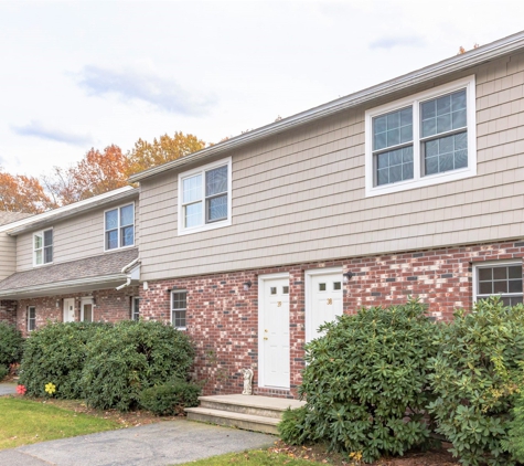 Pelham Townhomes - Pelham, NH