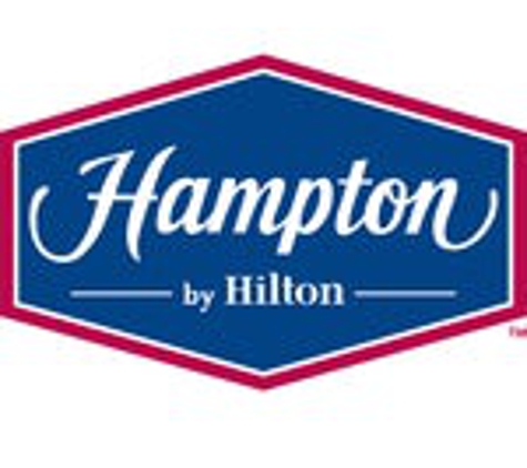 Hampton Inn & Suites Moreno Valley - Moreno Valley, CA