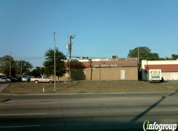 Paris Adult Book Store & Theater - Dallas, TX