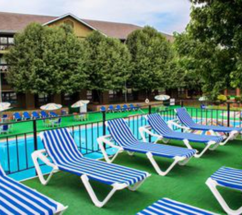 Roark Vacation Resort - Branson, MO