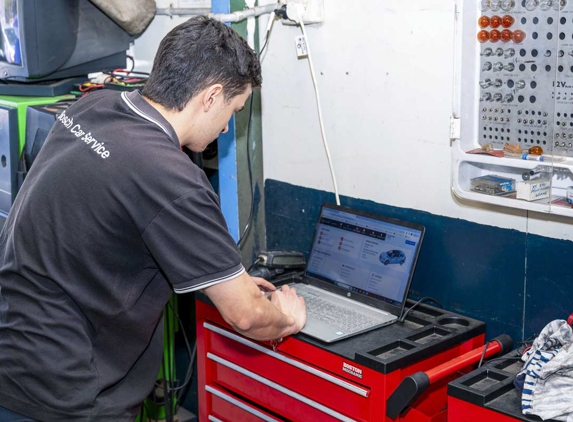 Haslinger's Automotive Service - Shenton Park, WA