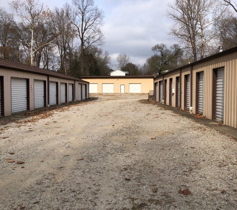 Location Storage - Bloomfield, IN