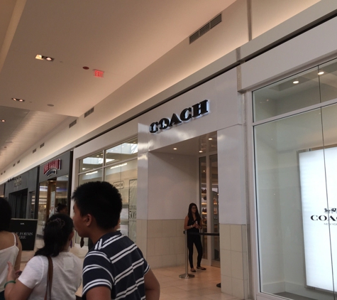 COACH Outlet - Rosemont, IL