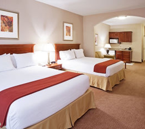 Holiday Inn Express & Suites Grand Blanc - Grand Blanc, MI