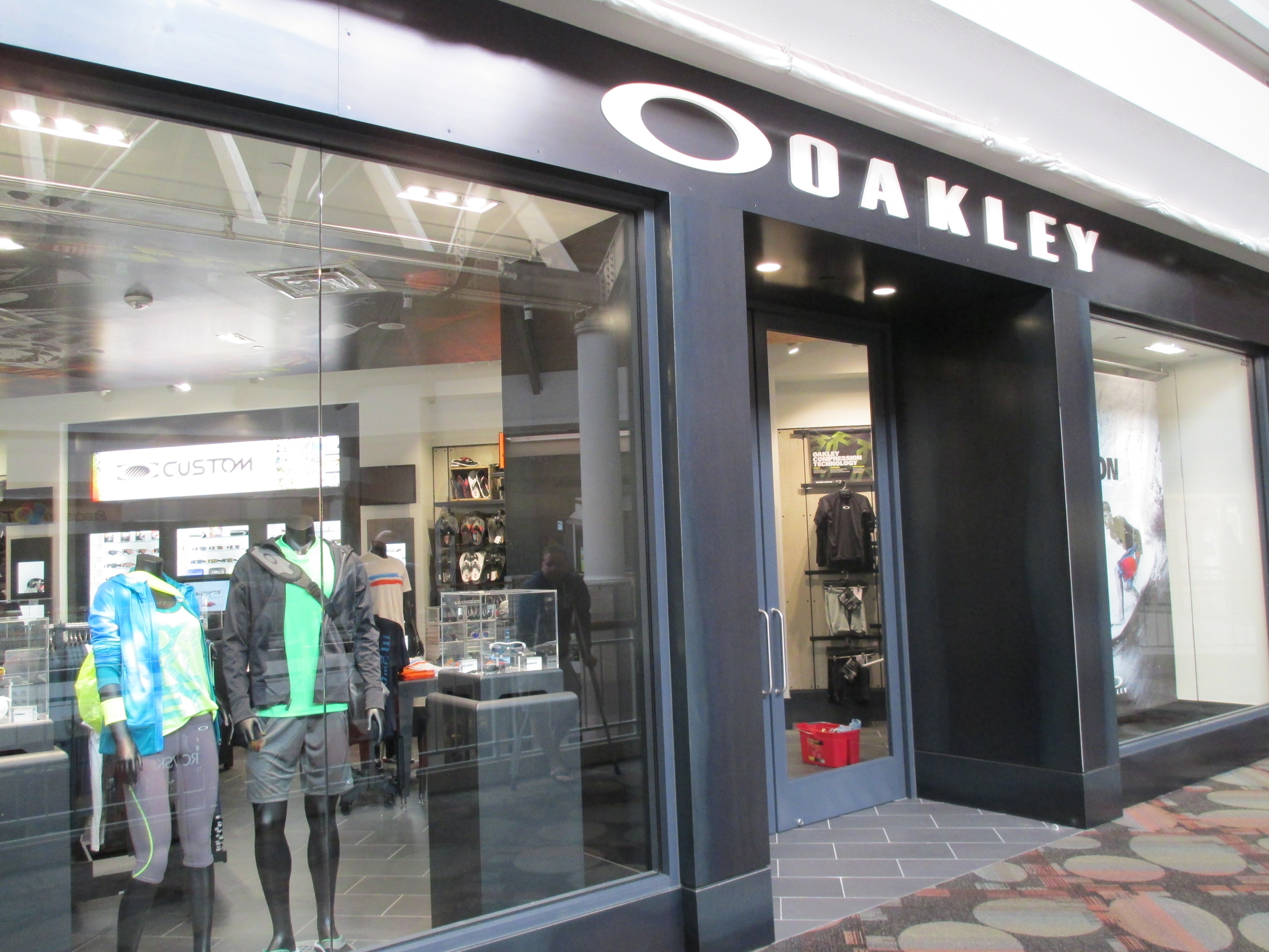 oakley store galleria mall