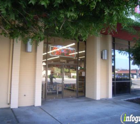 Pet Food Express - Castro Valley, CA