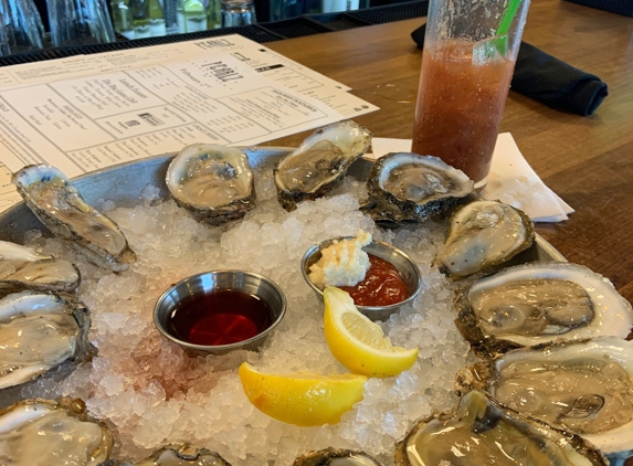 Pearlz Oyster Bar - Charlotte, NC