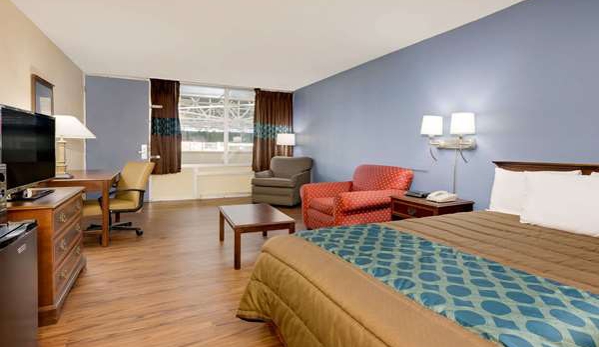 Days Inn by Wyndham Montgomery I-85 - Montgomery, AL