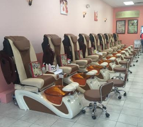 Number One Nails Wholesale LLC (econail.us) - San Jose, CA. Very nice pedicure chairs