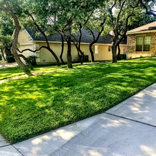 San Antonio Lawn Mowing - San Antonio, TX