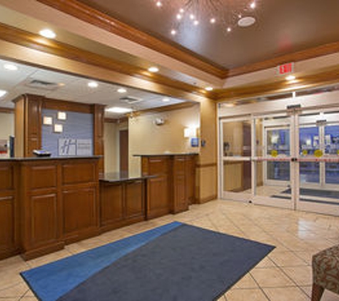 Holiday Inn Express & Suites Somerset Central - Somerset, KY