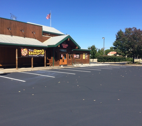 A.G. Enterprises, LLC - Carmel, IN. Sealcoat on Texas Roadhouse