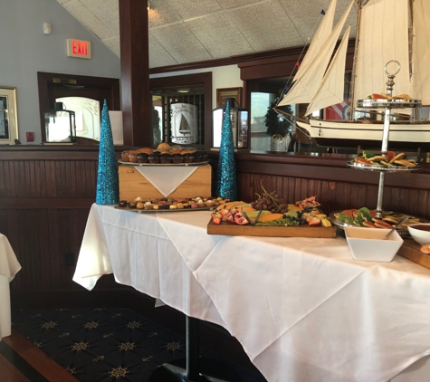 Hyannis Yacht Club - Hyannis, MA