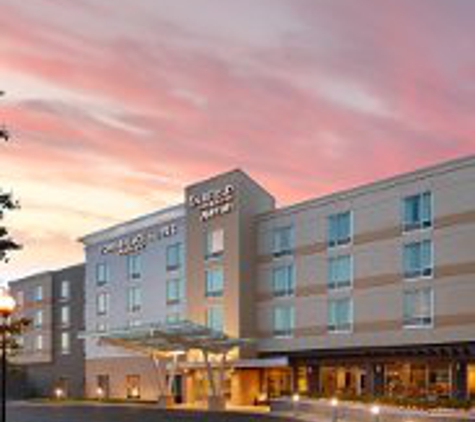 Fairfield Inn & Suites - Louisville, KY