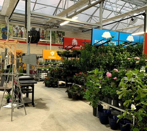 Garden Center at Tractor Supply - Palacios, TX