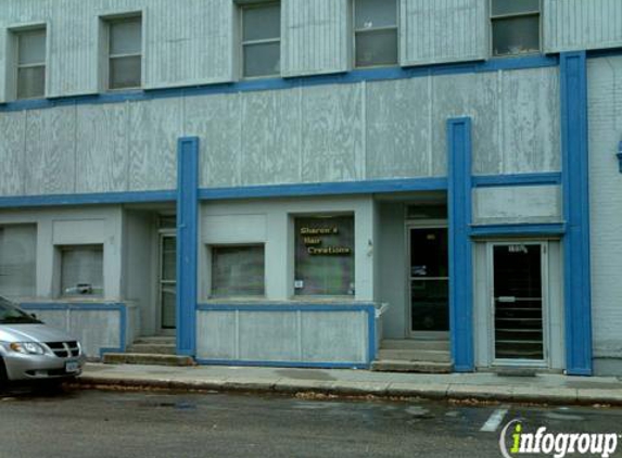 Uptown Hair Fashions - Indianola, IA