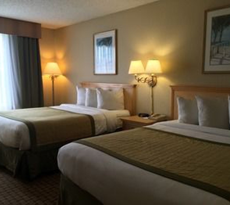 Baymont Inn & Suites - Fort Myers, FL