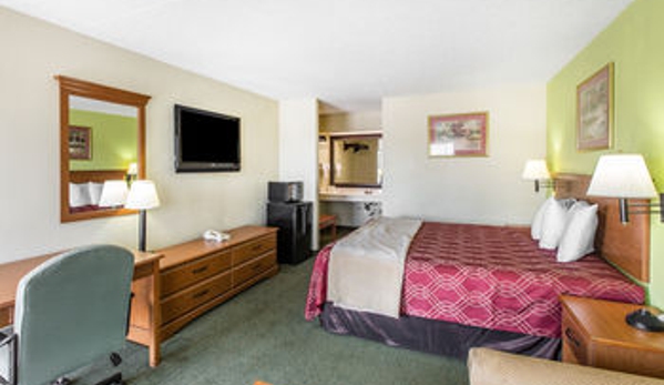 Econo Lodge - Knoxville, TN