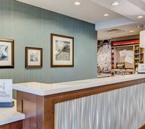 Hampton Inn & Suites Manchester - Manchester, TN