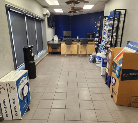 Extra Space Storage - Baytown, TX