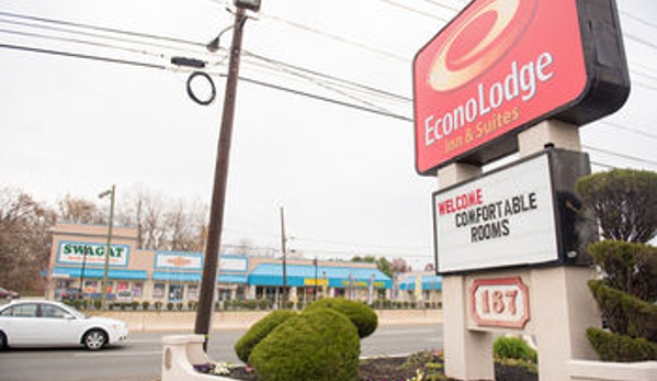 Econo Lodge - Bordentown, NJ