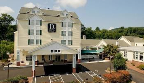 D Hotel and Suites - Holyoke, MA