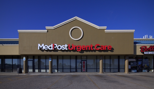 MedPost Urgent Care - El Paso, TX. MedPost outside  front entrance