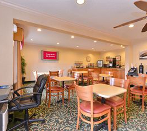 Red Roof Inn - Danville, IL