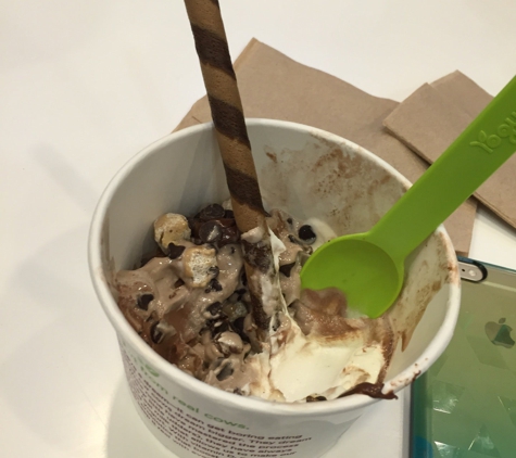 YogurtLand - Pinole, CA