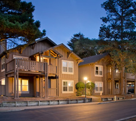 Seventeen Mile Drive Village Apartment Homes - Pacific Grove, CA