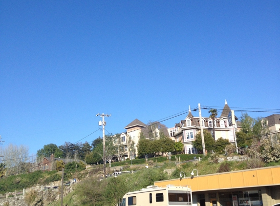 Ocean Pacific Lodge - Santa Cruz, CA