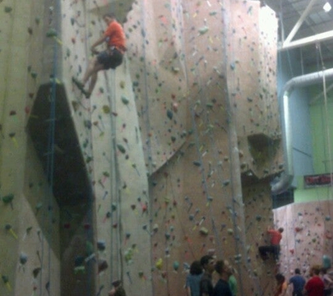 Earth Treks Climbing Center - Columbia, MD