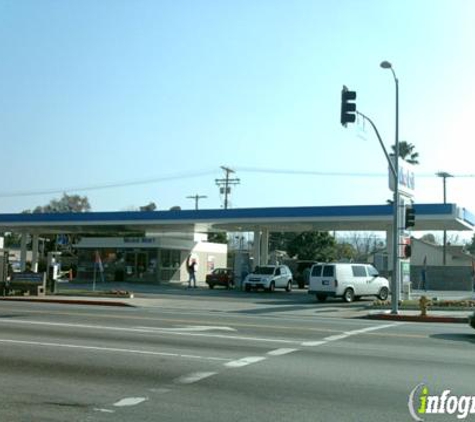 Mobil - Tarzana, CA