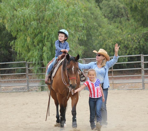 Rancho Linda Mio Horse Boarding & Training Facility - Simi Valley, CA