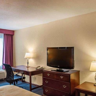 Quality Inn & Suites Cincinnati I-275 - Cincinnati, OH