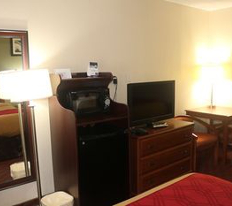 Econo Lodge - Huntington, WV