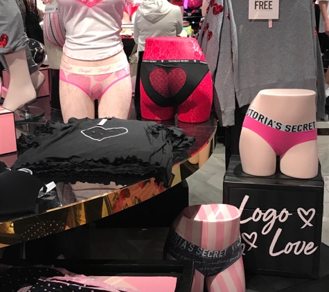 Victoria's Secret - Miami, FL