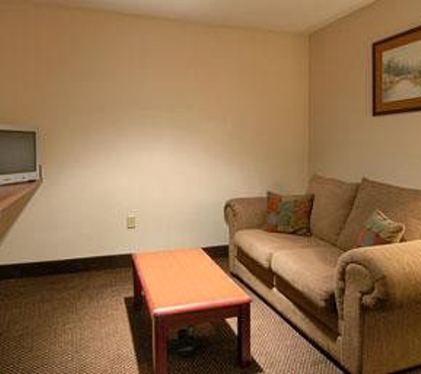 Super 8 by Wyndham Shepherdsville - Shepherdsville, KY