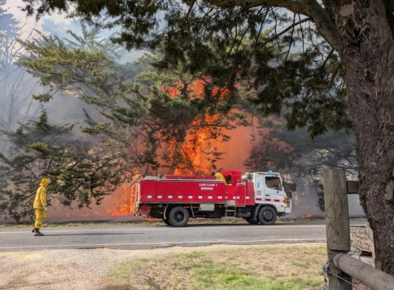 R & A Brimacombe Earthmoving - Ross Creek, VIC