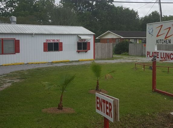 ZZ's Kitchen - Abbeville, LA. ZZ'S is, "ALL FLAVOR!!! NO GREASE!!!" THE BEST LUNCHES IN TOWN!!!