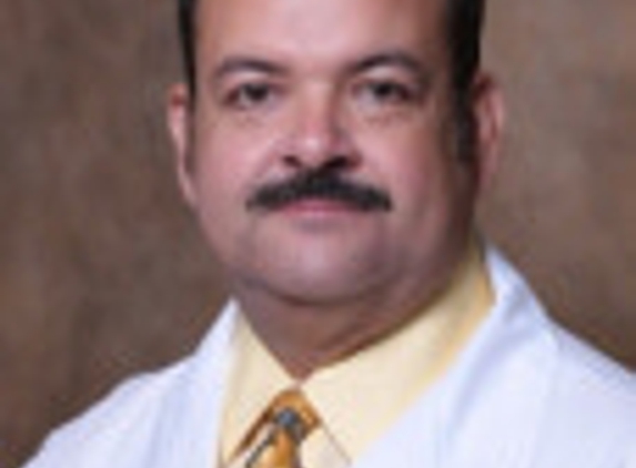 Axel Ruiz-Tellez, MD - Lehigh Acres, FL